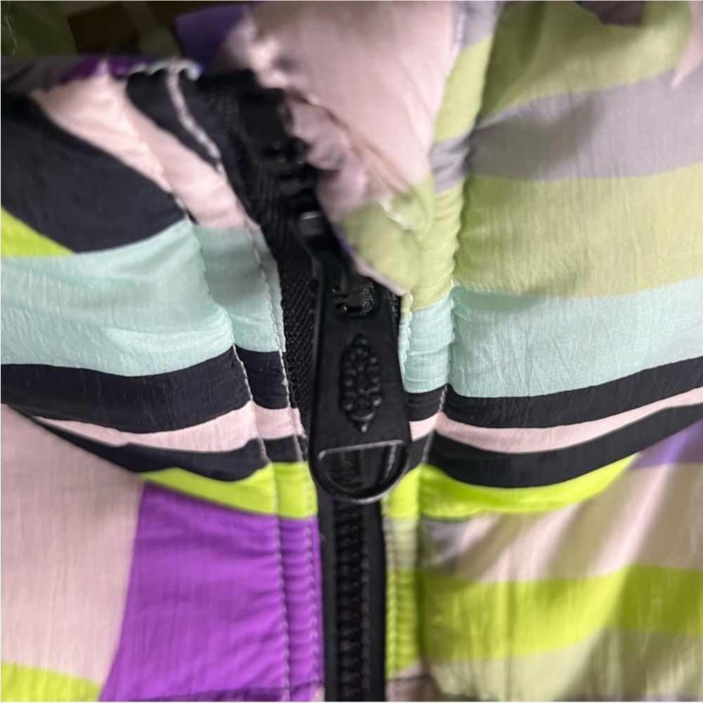 FREE PEOPLE In A Bubble Printed Puffer Purple Vest - Picture 15 of 16